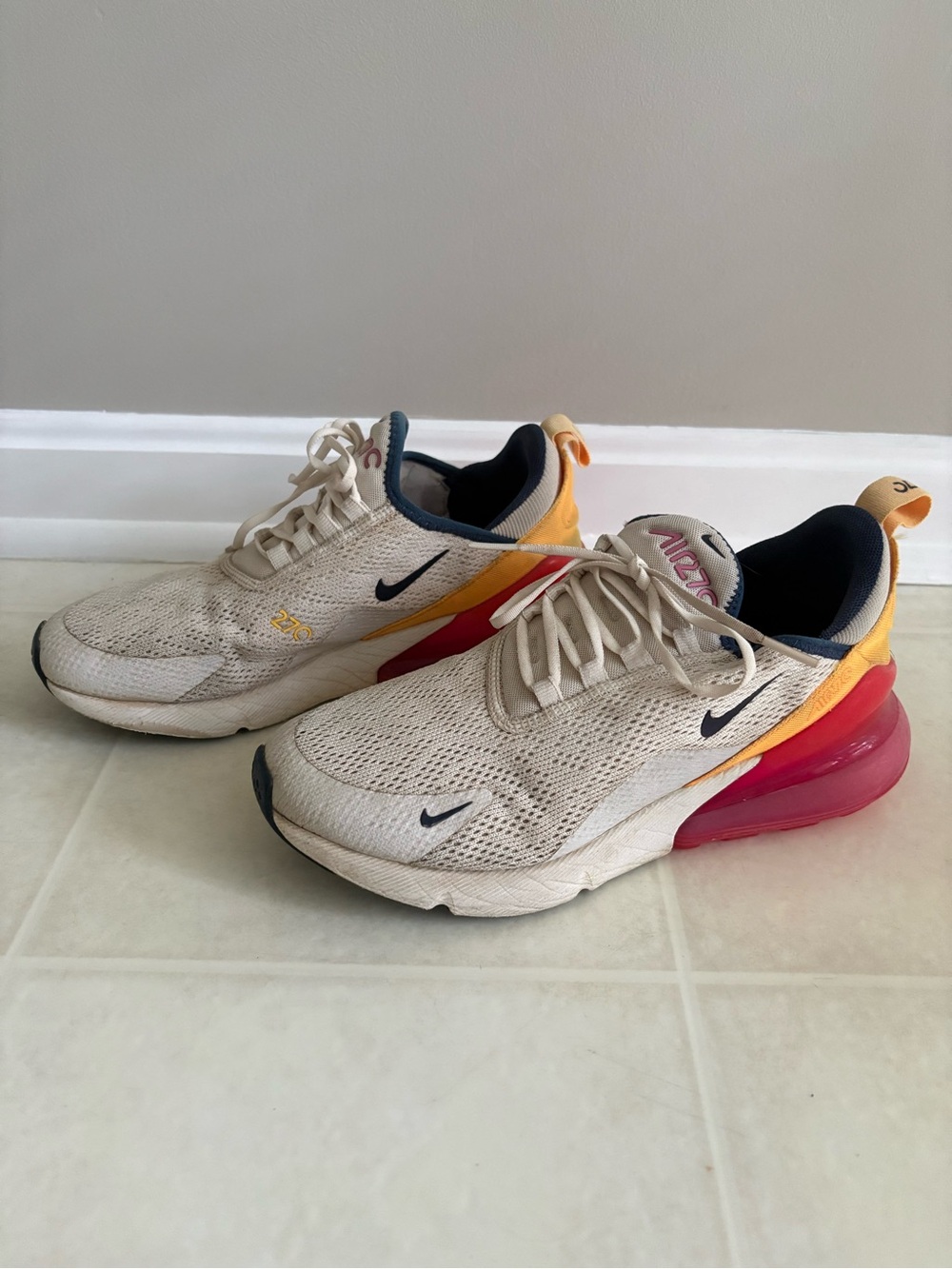 Nike Air Max Sneakers Women’s Size 8